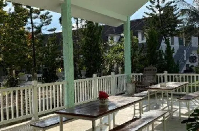 Resort Charisma 3*
