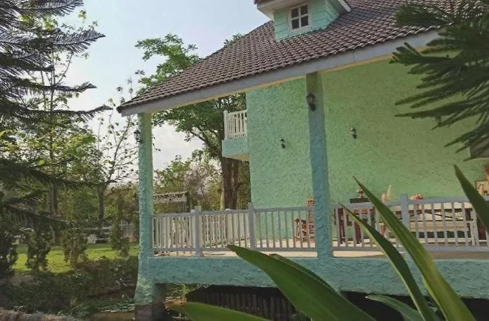 Charisma Resort Suan Phueng