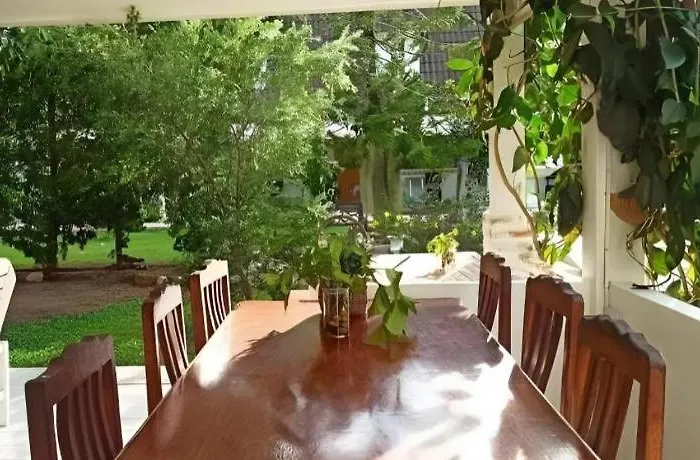 Charisma Resort Suan Phueng